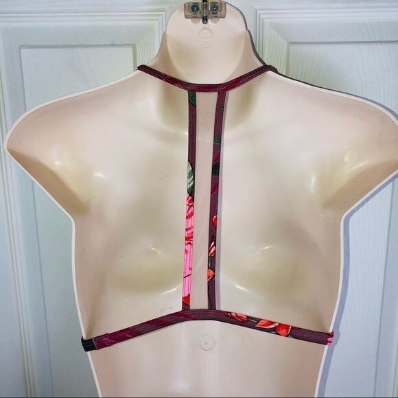 Victoria’s Secret tropical triangle bikini top sm - Picture 6 of 8